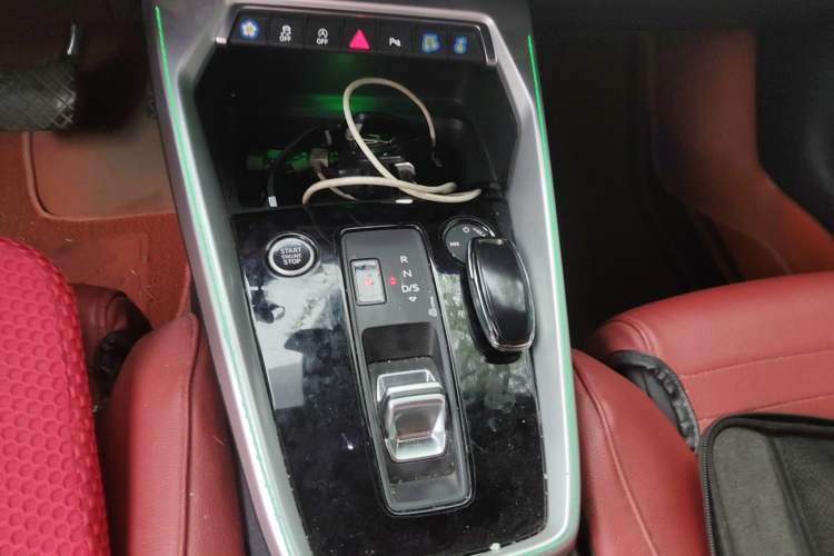Used Audi A3 2024 A3L Limousine 35 TFSI Fashion Sport Model Gear Lever