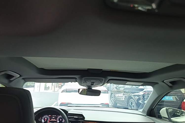 Used Audi A3 2024 Sportback 35 TFSI Fashionable Sports Model Headliner