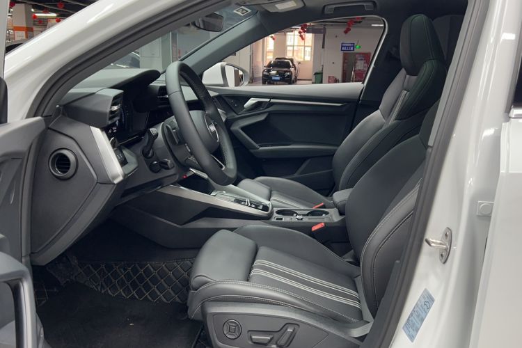 Used Audi A3 2024 A3L Limousine 35 TFSI Fashion Sport Model Interior 1
