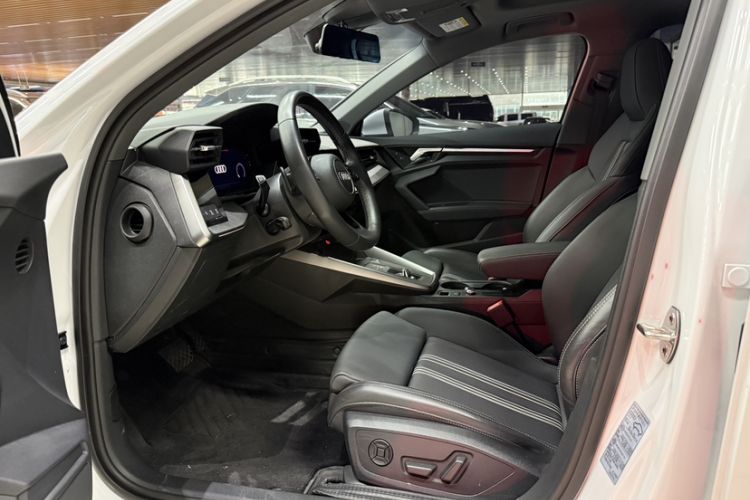Used Audi A3 2024 Sportback 35 TFSI Fashionable Sports Model Interior 1
