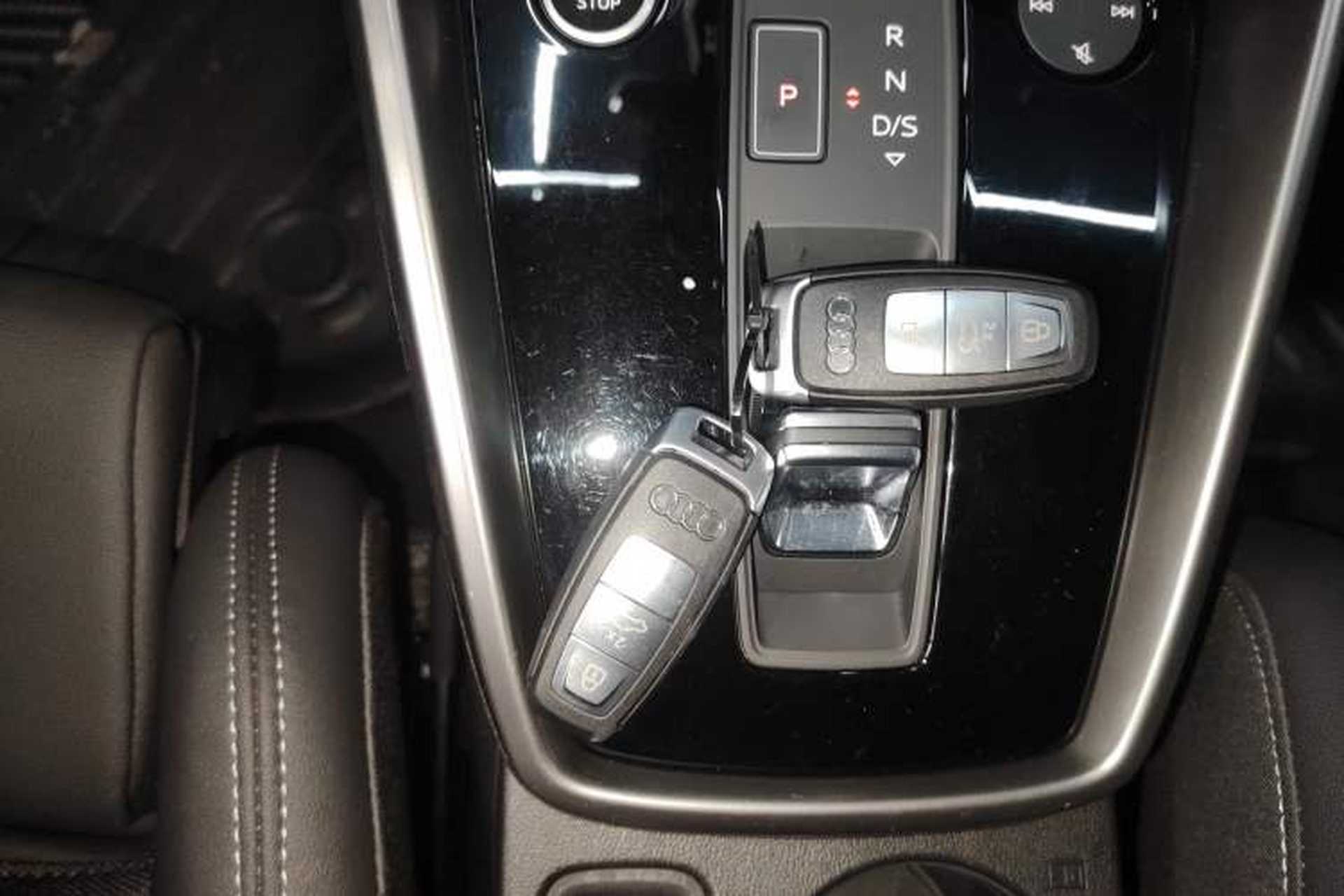 Used Audi A3 2024 Sportback 35 TFSI Fashionable Sports Model Interior 1