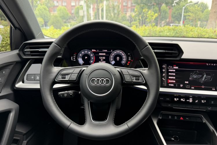 Used Audi A3 2024 Sportback 35 TFSI Fashionable Sports Model Interior 10