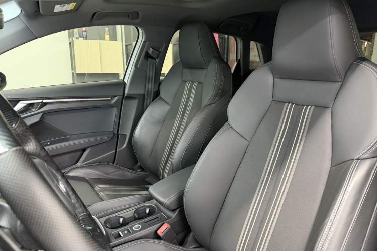 Used Audi A3 2024 Sportback 35 TFSI Fashionable Sports Model Interior 2