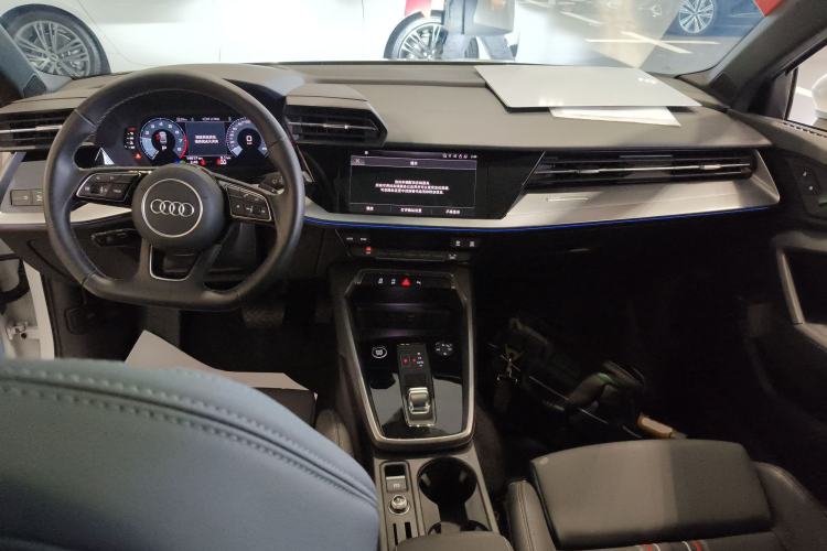 Used Audi A3 2024 A3L Limousine 35 TFSI Fashion Sport Model Interior 2