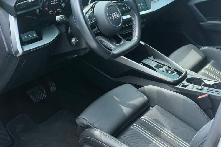 Used Audi A3 2024 A3L Limousine 35 TFSI Fashion Sport Model Interior 3