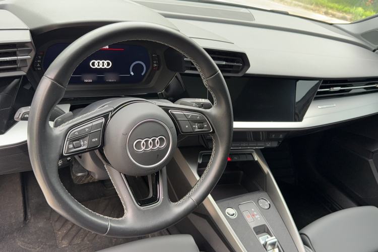 Used Audi A3 2024 Sportback 35 TFSI Fashionable Sports Model Interior 3