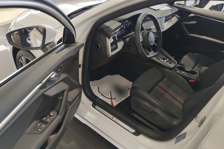 Used Audi A3 2024 A3L Limousine 35 TFSI Fashion Sport Model Interior 3