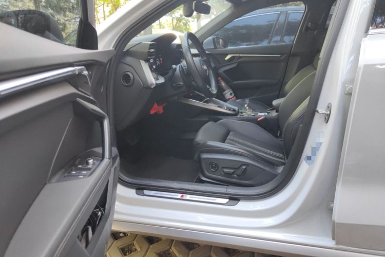 Used Audi A3 2024 Sportback 35 TFSI Fashionable Sports Model Interior 3