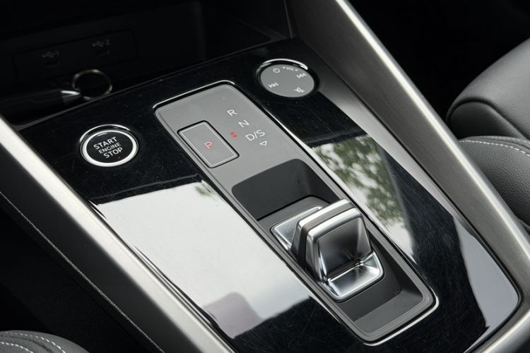 Used Audi A3 2024 Sportback 35 TFSI Fashionable Sports Model Interior 5