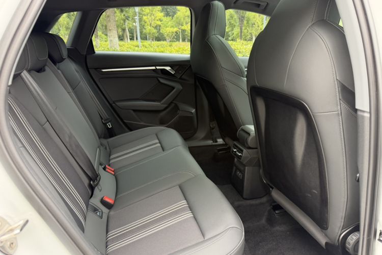 Used Audi A3 2024 Sportback 35 TFSI Fashionable Sports Model Interior 6