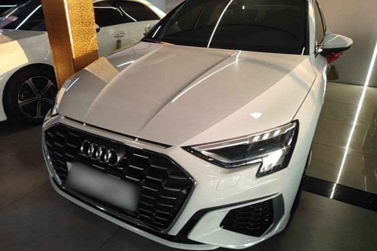 Audi A3 2024 A3L Limousine 35 TFSI Luxury Sport Edition