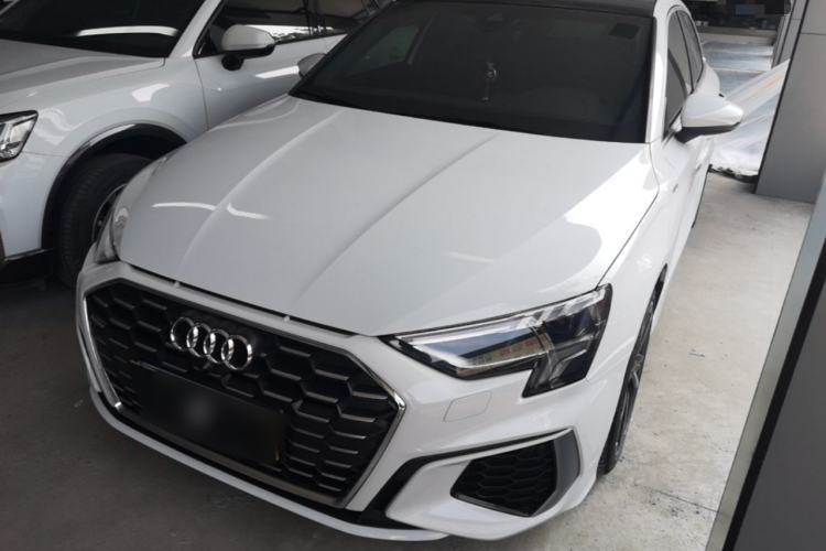 Used Audi A3 2024 Sportback 35 TFSI Fashionable Sports Model Guazi used car, China used car export, Used car for sale, Used  cars, Cheapest cars for sale