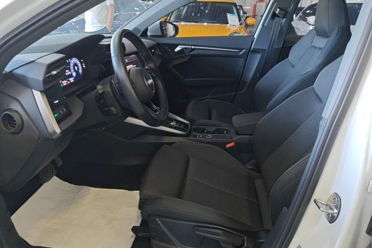 Used Audi A3 2024 A3L Limousine 35 TFSI Progressive Sport Edition Left Front Seat