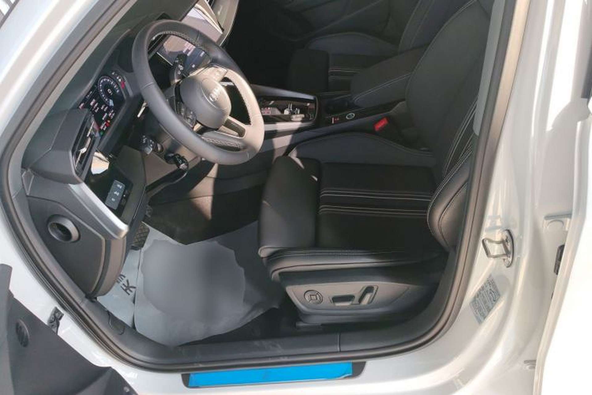 Used Audi A3 2024 A3L Limousine 35 TFSI Fashion Sport Model Left Front Seat