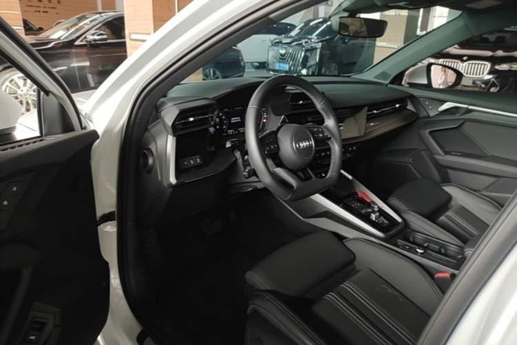 Used Audi A3 2024 Sportback 35 TFSI Fashionable Sports Model Left Front Seat
