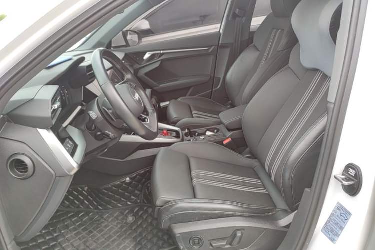 Used Audi A3 2024 A3L Limousine 35 TFSI Fashion Sport Model Left Front Seat