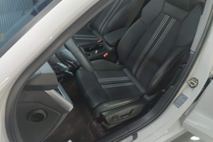Used Audi A3 2024 A3L Limousine 35 TFSI Fashion Sport Model Left Front Seat