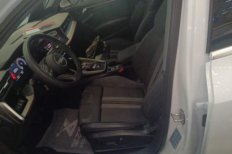 Used Audi A3 2024 A3L Limousine 35 TFSI Fashion Sport Model Left Front Seat