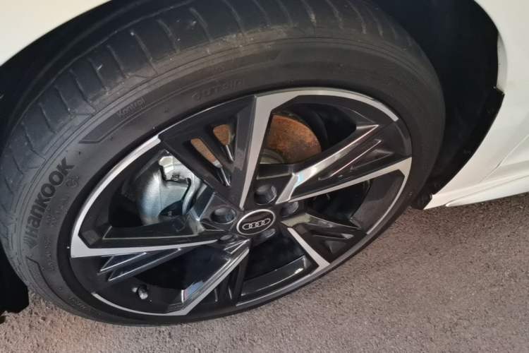 Used Audi A3 2024 Sportback 35 TFSI Fashionable Sports Model Left Front Wheel Hub