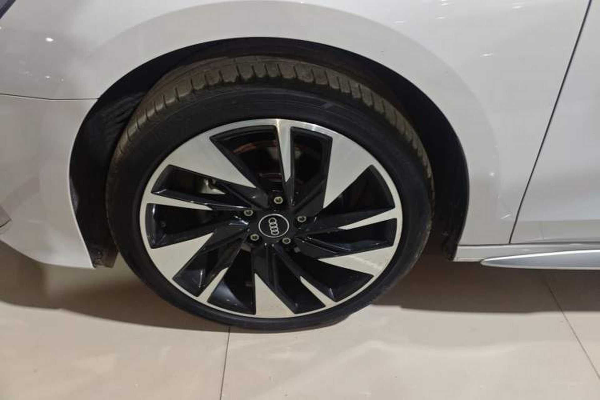 Used Audi A3 2024 A3L Limousine 35 TFSI Fashion Sport Model Left Front Wheel Hub