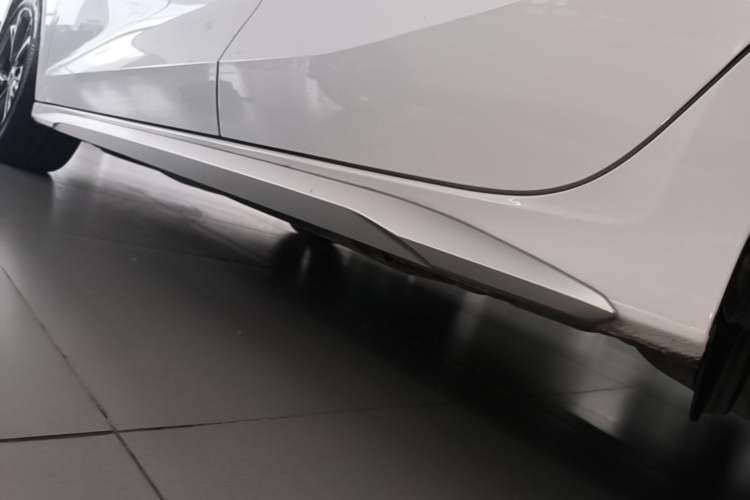 Used Audi A3 2024 Sportback 35 TFSI Fashionable Sports Model Left Side Sill