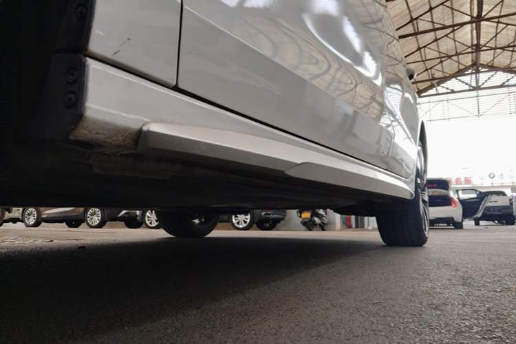 Used Audi A3 2024 A3L Limousine 35 TFSI Fashion Sport Model Left Side Sill