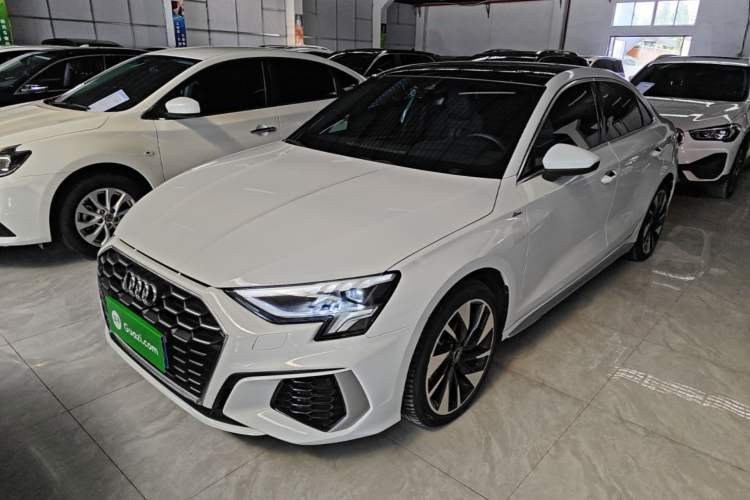 Audi A3 2024 A3L Limousine 35 TFSI Fashion Sport Model