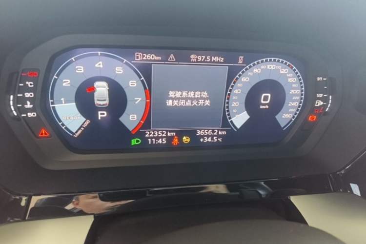 Used Audi A3 2024 A3L Limousine 35 TFSI Fashion Sport Model Odometer Close Up