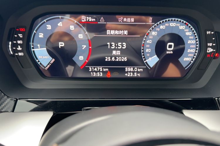 Used Audi A3 2024 A3L Limousine 35 TFSI Progressive Sport Edition Odometer Close Up