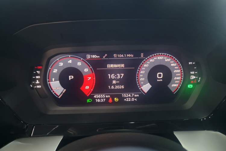 Used Audi A3 2024 A3L Limousine 35 TFSI Fashion Sport Model Odometer Close Up