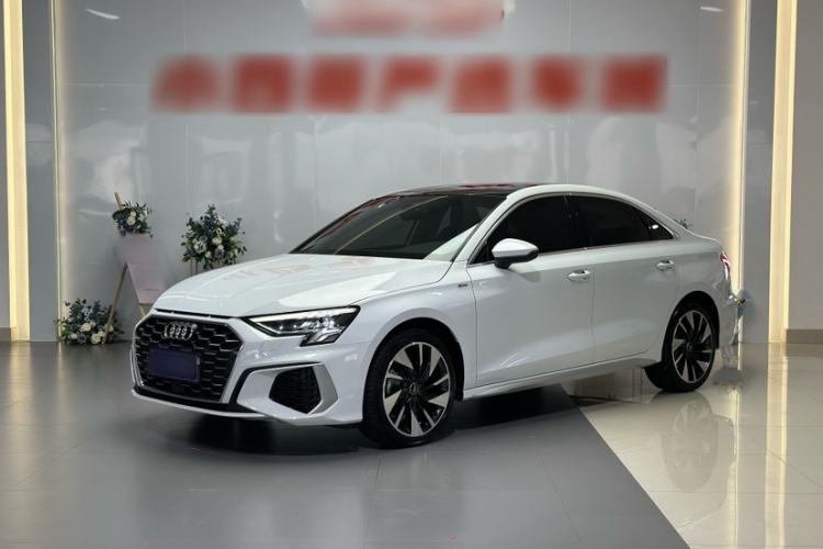 Audi A3 2024 A3L Limousine 35 TFSI Fashion Sport Model