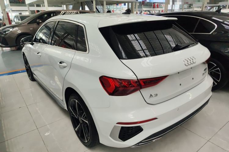 Used Audi A3 2024 Sportback 35 TFSI Fashionable Sports Model Rear Left 45 Deg