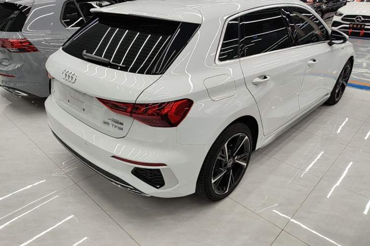 Used Audi A3 2024 Sportback 35 TFSI Fashionable Sports Model Rear Right 45 Deg