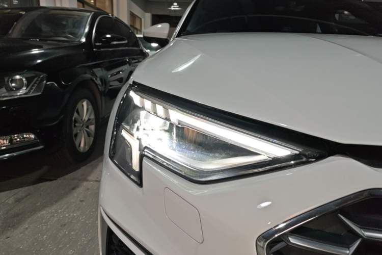 Used Audi A3 2024 A3L Limousine 35 TFSI Fashion Sport Model Right Front Headlight