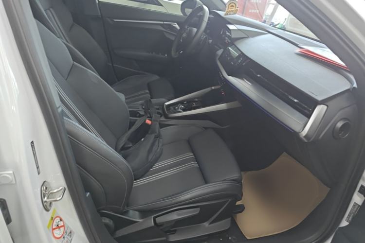 Used Audi A3 2024 A3L Limousine 35 TFSI Fashion Sport Model Right Front Seat