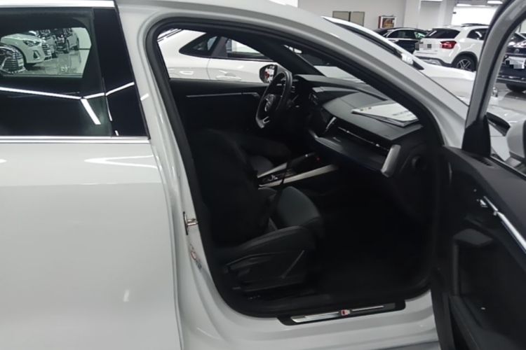 Used Audi A3 2024 A3L Limousine 35 TFSI Fashion Sport Model Right Front Seat