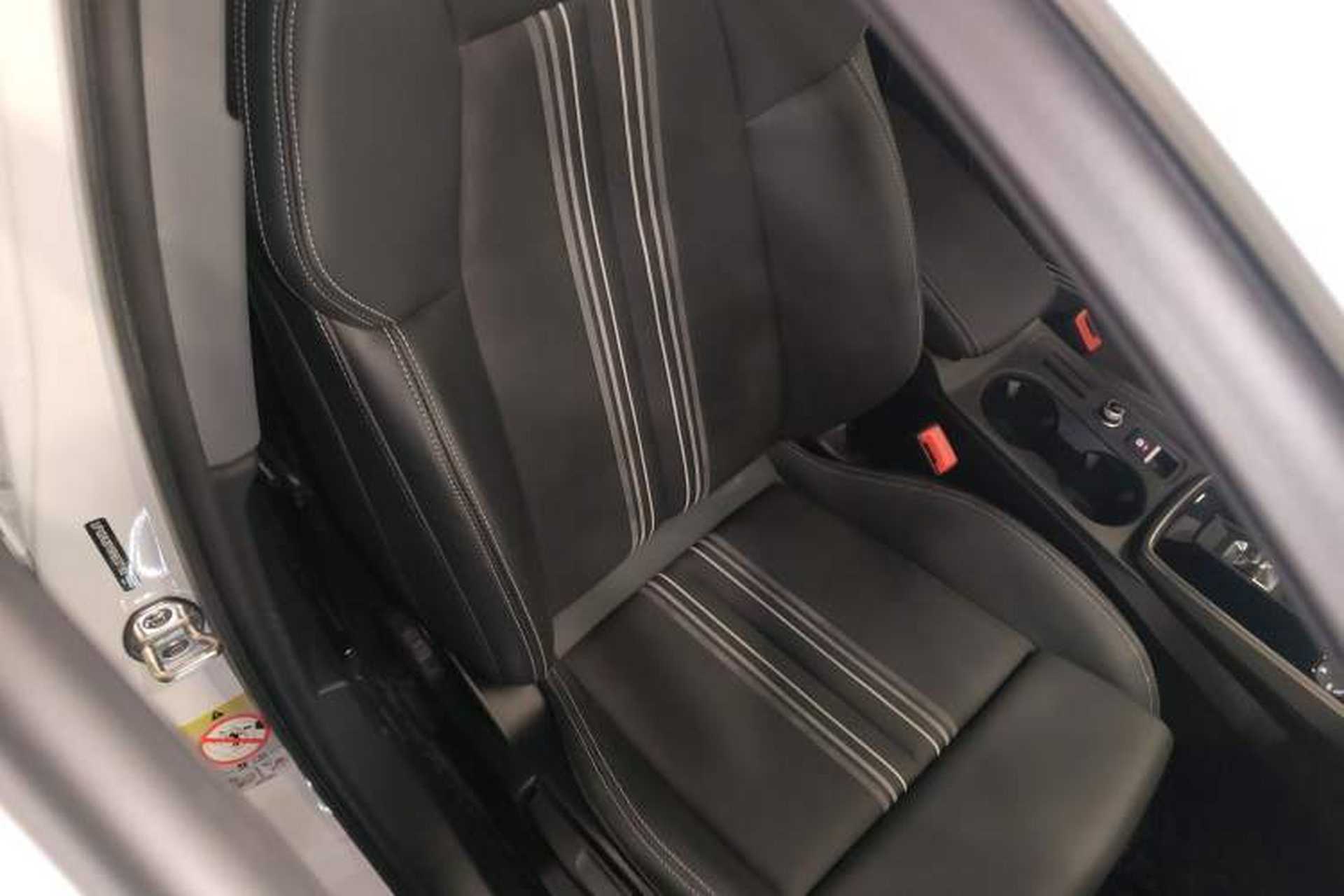Used Audi A3 2024 A3L Limousine 35 TFSI Fashion Sport Model Right Front Seat