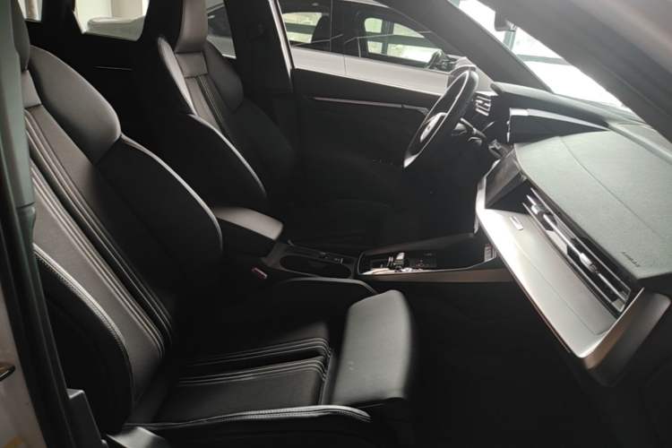 Used Audi A3 2024 Sportback 35 TFSI Fashionable Sports Model Right Front Seat