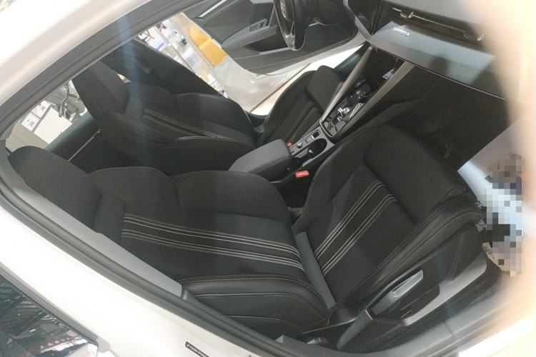 Used Audi A3 2024 A3L Limousine 35 TFSI Fashion Sport Model Right Front Seat