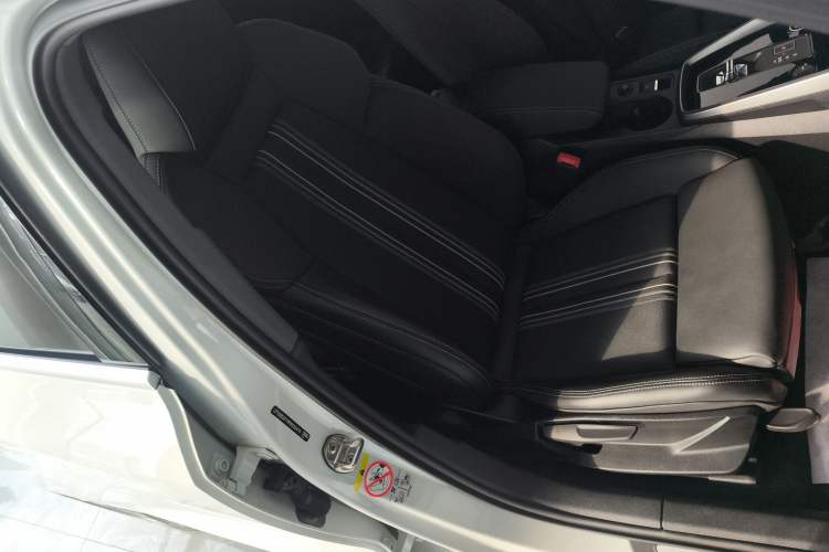 Used Audi A3 2024 Sportback 35 TFSI Fashionable Sports Model Right Front Seat