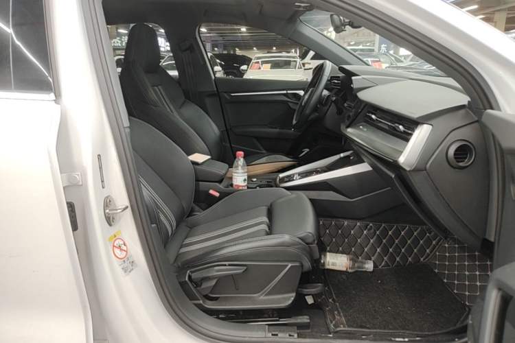 Used Audi A3 2024 Sportback 35 TFSI Fashionable Sports Model Right Front Seat
