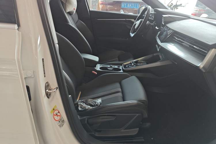 Used Audi A3 2024 Sportback 35 TFSI Fashionable Sports Model Right Front Seat