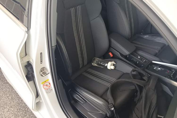 Used Audi A3 2024 A3L Limousine 35 TFSI Fashion Sport Model Right Front Seat