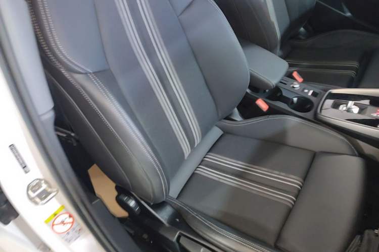 Used Audi A3 2024 A3L Limousine 35 TFSI Fashion Sport Model Right Front Seat