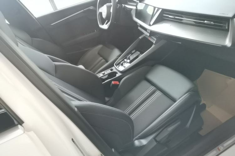 Used Audi A3 2024 A3L Limousine 35 TFSI Fashion Sport Model Right Front Seat
