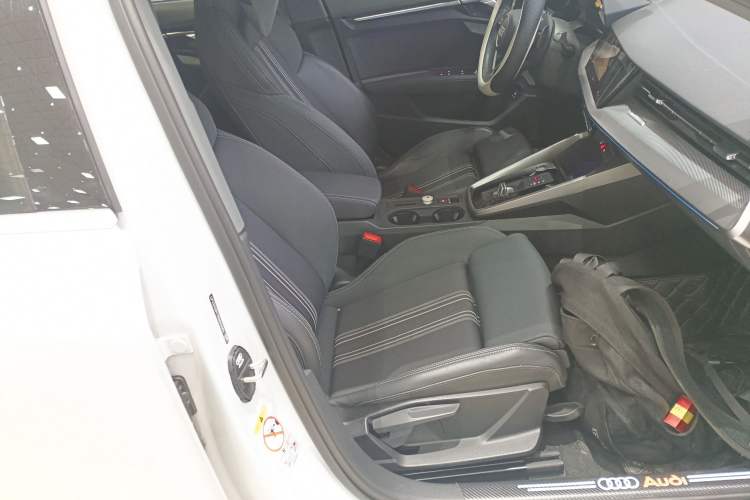 Used Audi A3 2024 A3L Limousine 35 TFSI Fashion Sport Model Right Front Seat