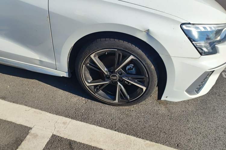 Used Audi A3 2024 Sportback 35 TFSI Fashionable Sports Model Right Front Wheel Hub