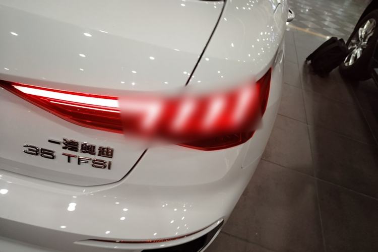 Used Audi A3 2024 Sportback 35 TFSI Fashionable Sports Model Right Rear Taillight