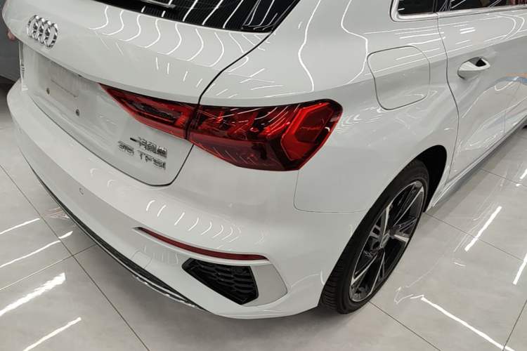 Used Audi A3 2024 Sportback 35 TFSI Fashionable Sports Model Right Rear Taillight