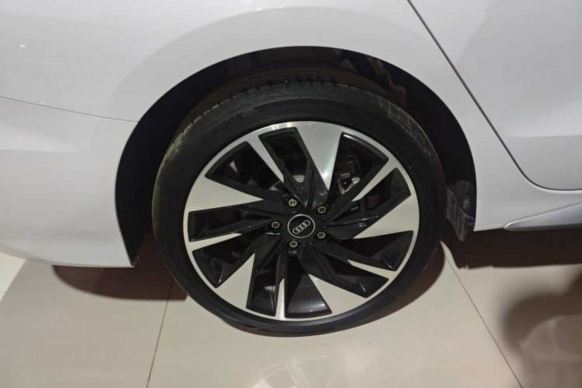 Used Audi A3 2024 A3L Limousine 35 TFSI Fashion Sport Model Right Rear Wheel Hub